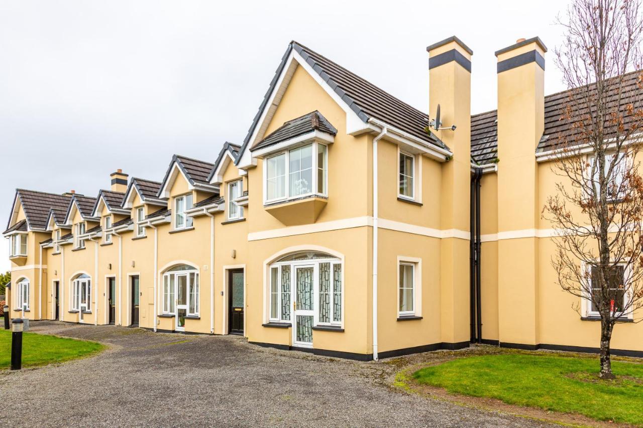 Kerry Holiday Homes At The Killarney Holiday Village מראה חיצוני תמונה